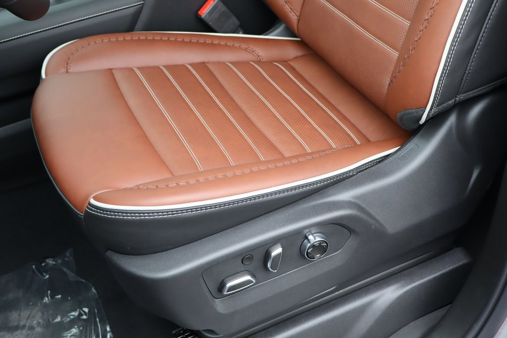 New 2026 GMC Sierra 2500 Denali Ultimate image 14