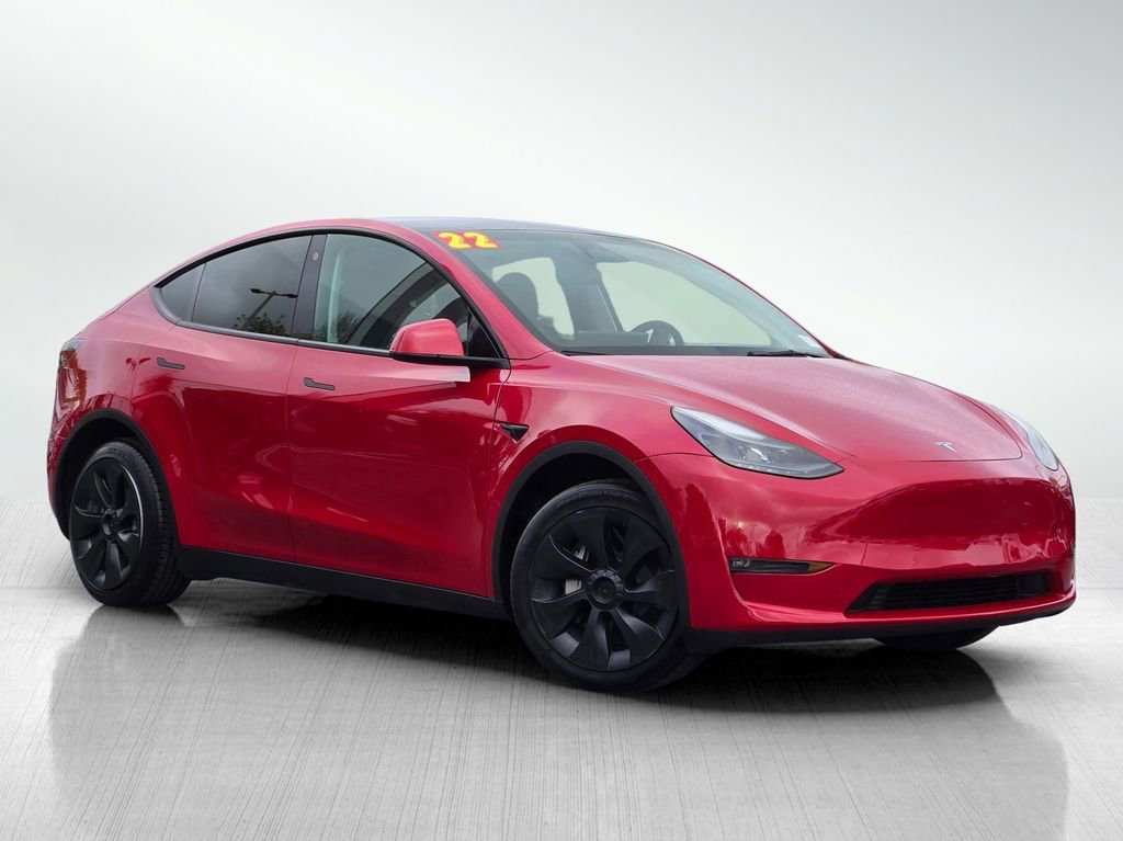 Used 2022 Tesla Model Y Long Range image 1