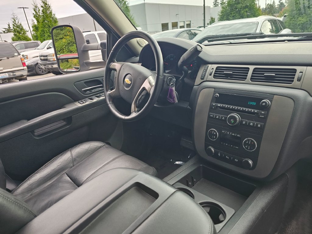 Used 2014 Chevrolet Silverado 3500 LTZ w/ LTZ Plus Package AWD/4WD image 10