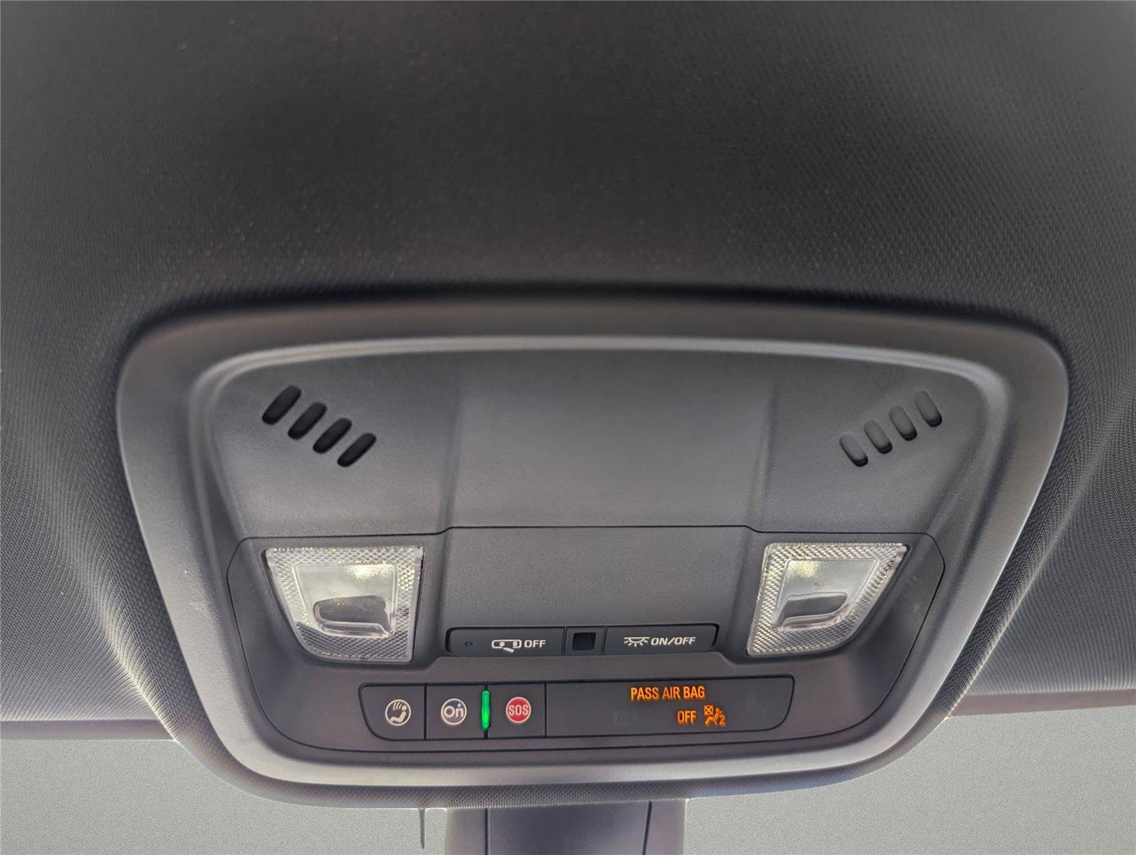 Used 2024 Chevrolet Traverse LS w/ Safety Package FWD image 18