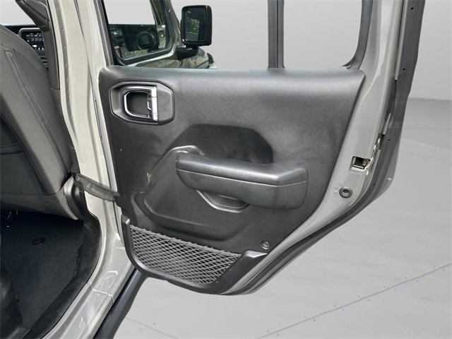 Used 2023 Jeep Wrangler Unlimited image 17