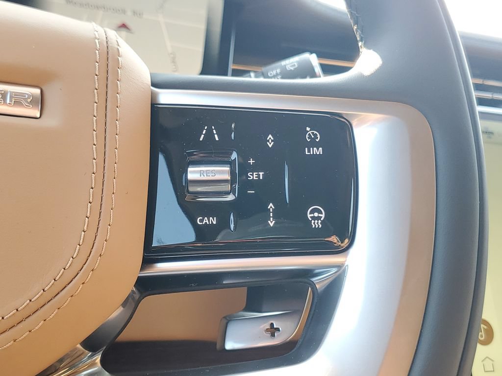 New 2026 Land Rover Range Rover SE AWD/4WD image 17