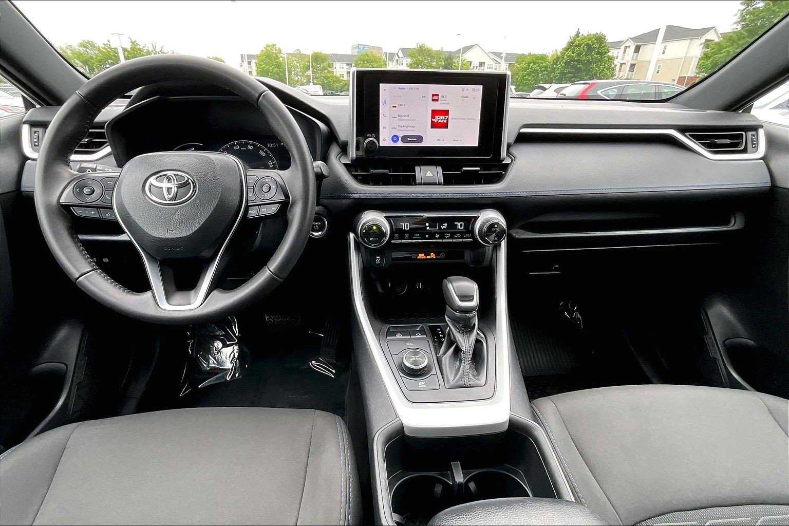 Used 2023 Toyota RAV4 SE AWD/4WD image 14