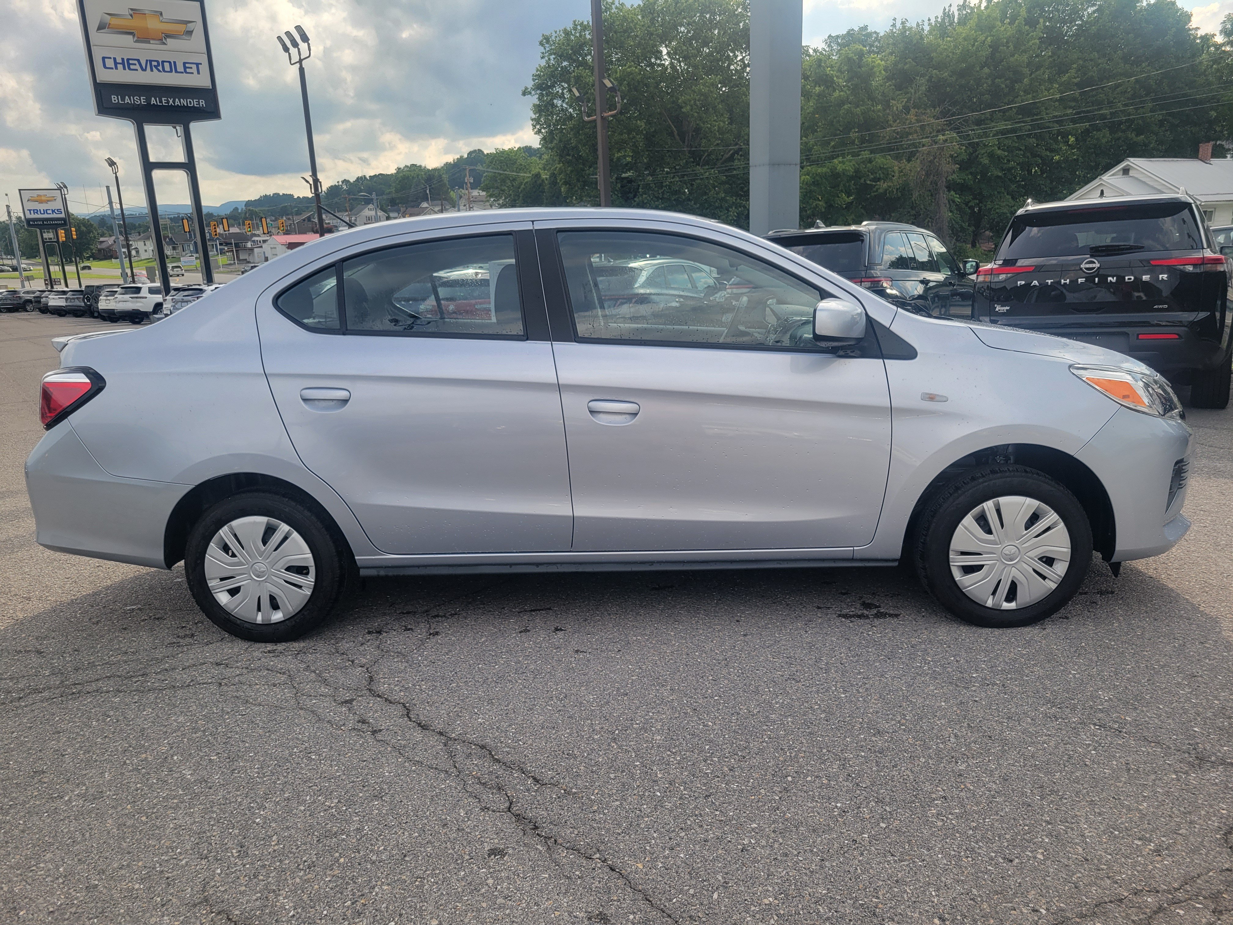 Used 2024 Mitsubishi Mirage G4 LE FWD image 2