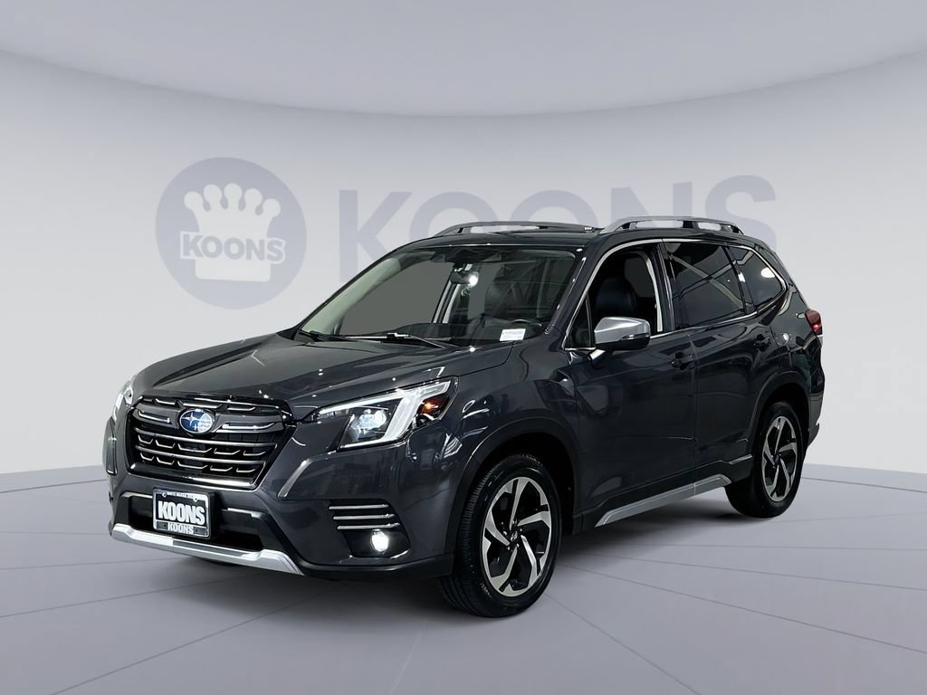 Used 2023 Subaru Forester Touring AWD/4WD image 1