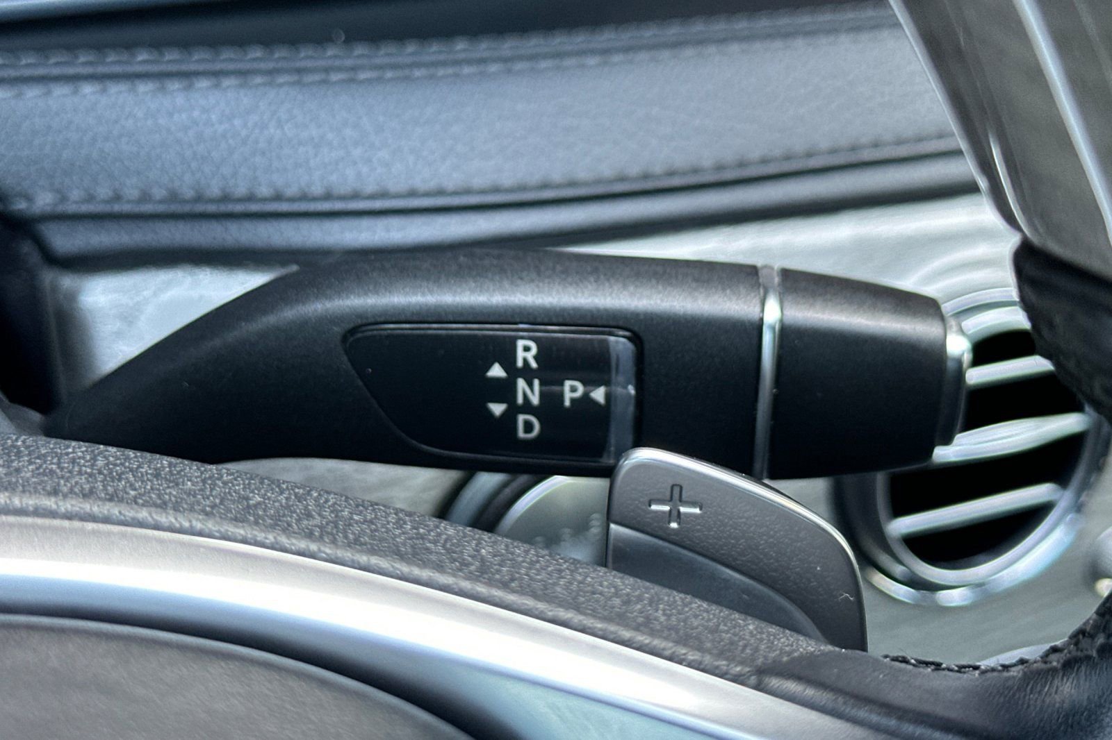 Used 2016 Mercedes-Benz S 550 Sedan image 26