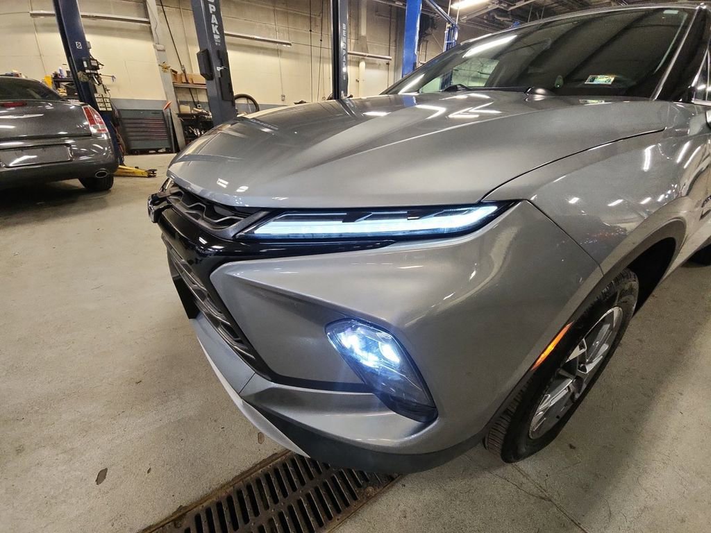 Certified 2023 Chevrolet Blazer LT w/ Convenience Package image 29