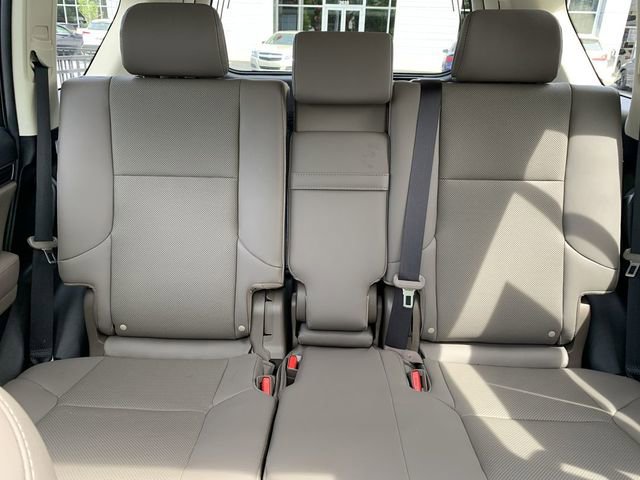 Used 2023 Lexus GX 460 Premium w/ Premium Package AWD/4WD image 32