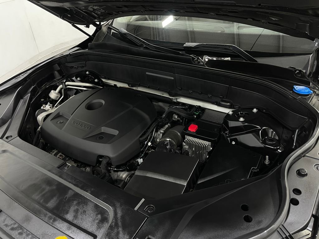 Used 2019 Volvo XC90 T5 Momentum w/ Protection Package Premier image 29