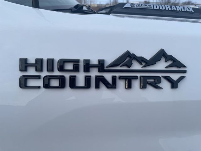 Used 2024 Chevrolet Silverado 3500 High Country w/ Technology Package image 6