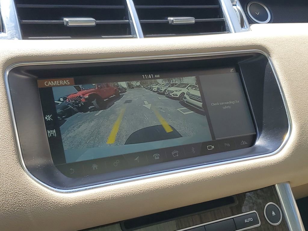 Used 2017 Land Rover Range Rover Sport SE image 31