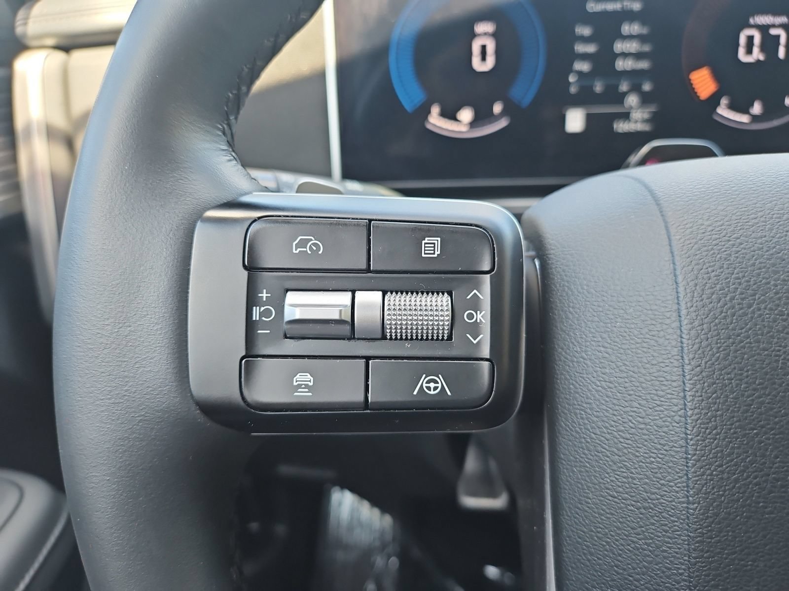 Used 2026 Hyundai Santa Fe SEL FWD image 30
