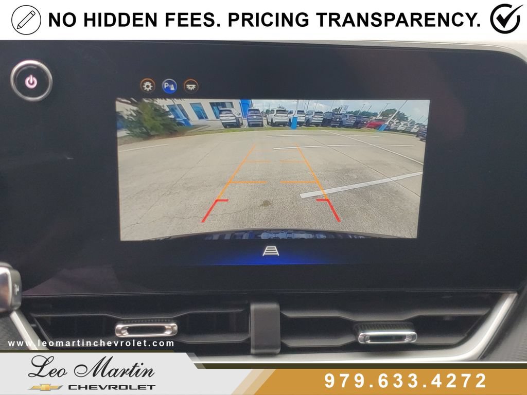 Used 2026 Chevrolet Equinox LT FWD image 24
