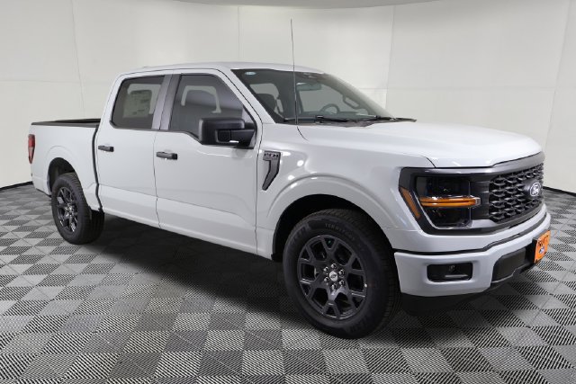New 2026 Ford F150 STX w/ Equipment Group 200A RWD image 4