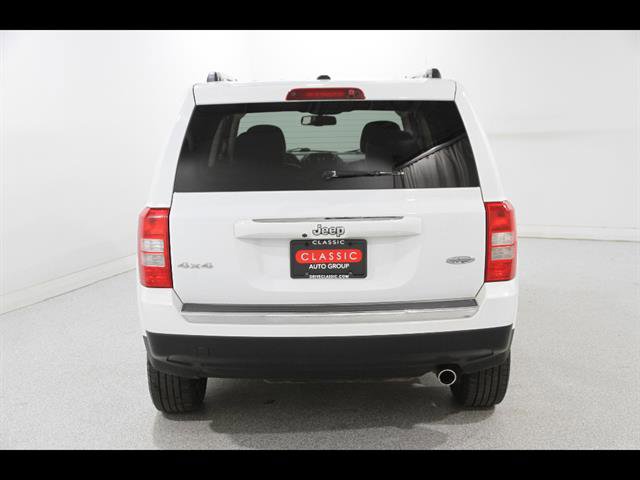 Used 2017 Jeep Patriot High Altitude AWD/4WD image 19