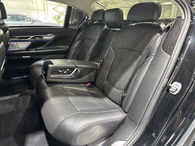 Used 2017 BMW M760i xDrive AWD/4WD image 6