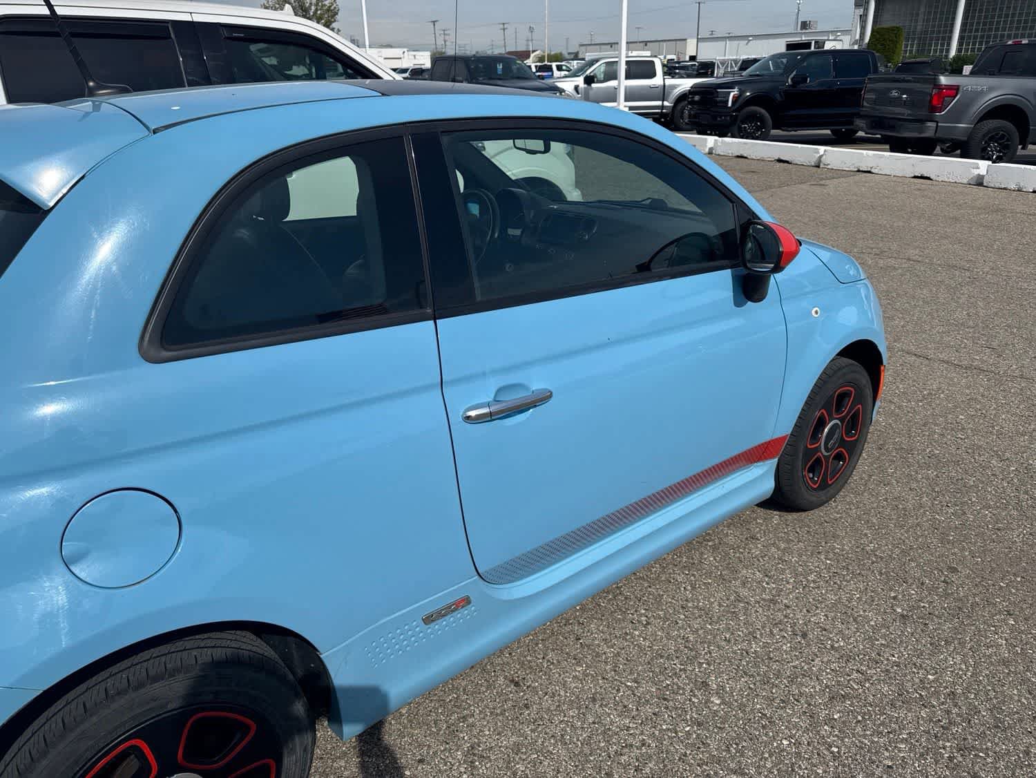 Used 2015 FIAT 500 e w/ Esport Package FWD image 26
