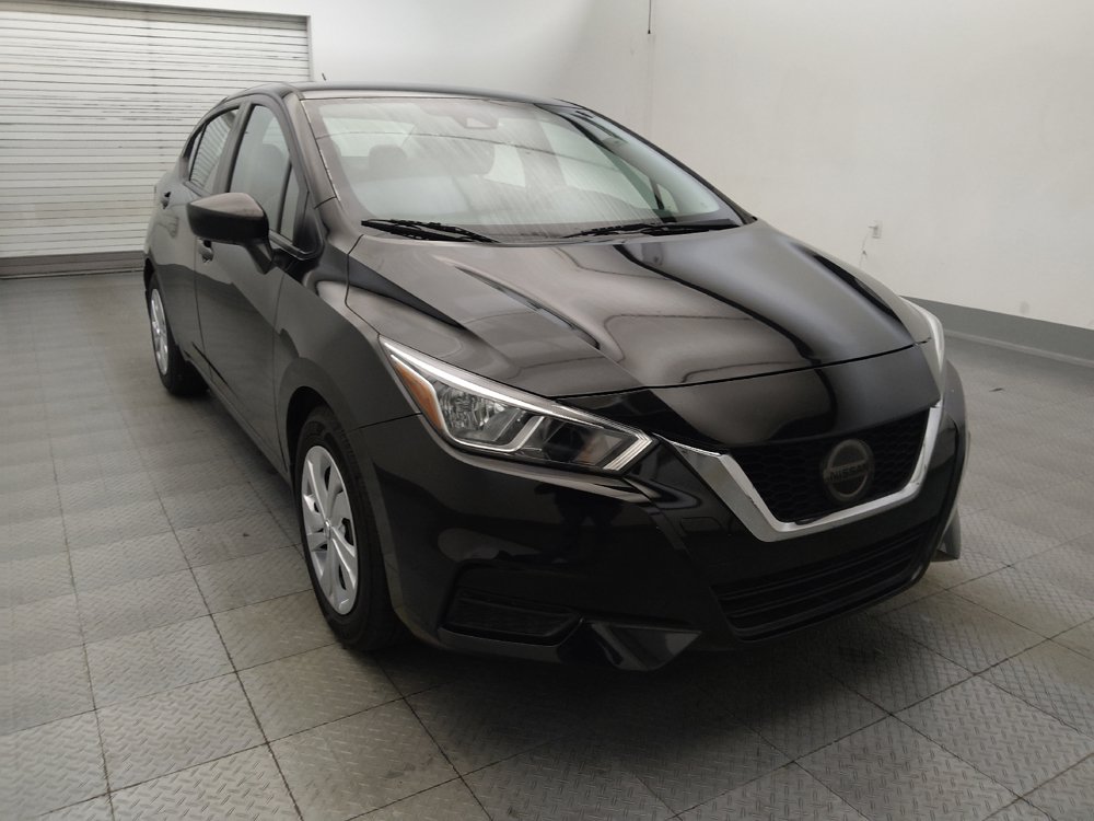 Used 2021 Nissan Versa S FWD image 13