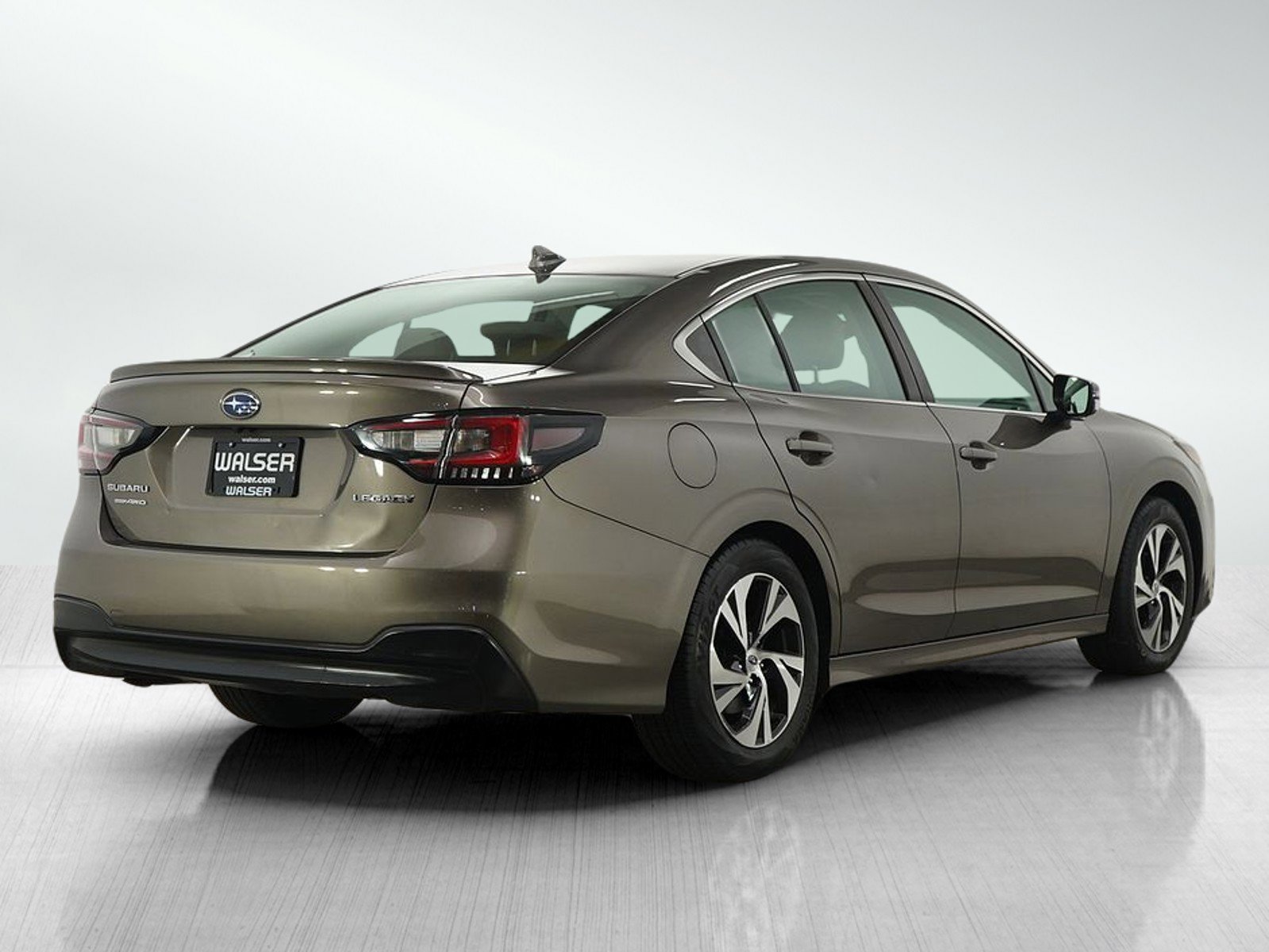 Used 2021 Subaru Legacy Premium image 5