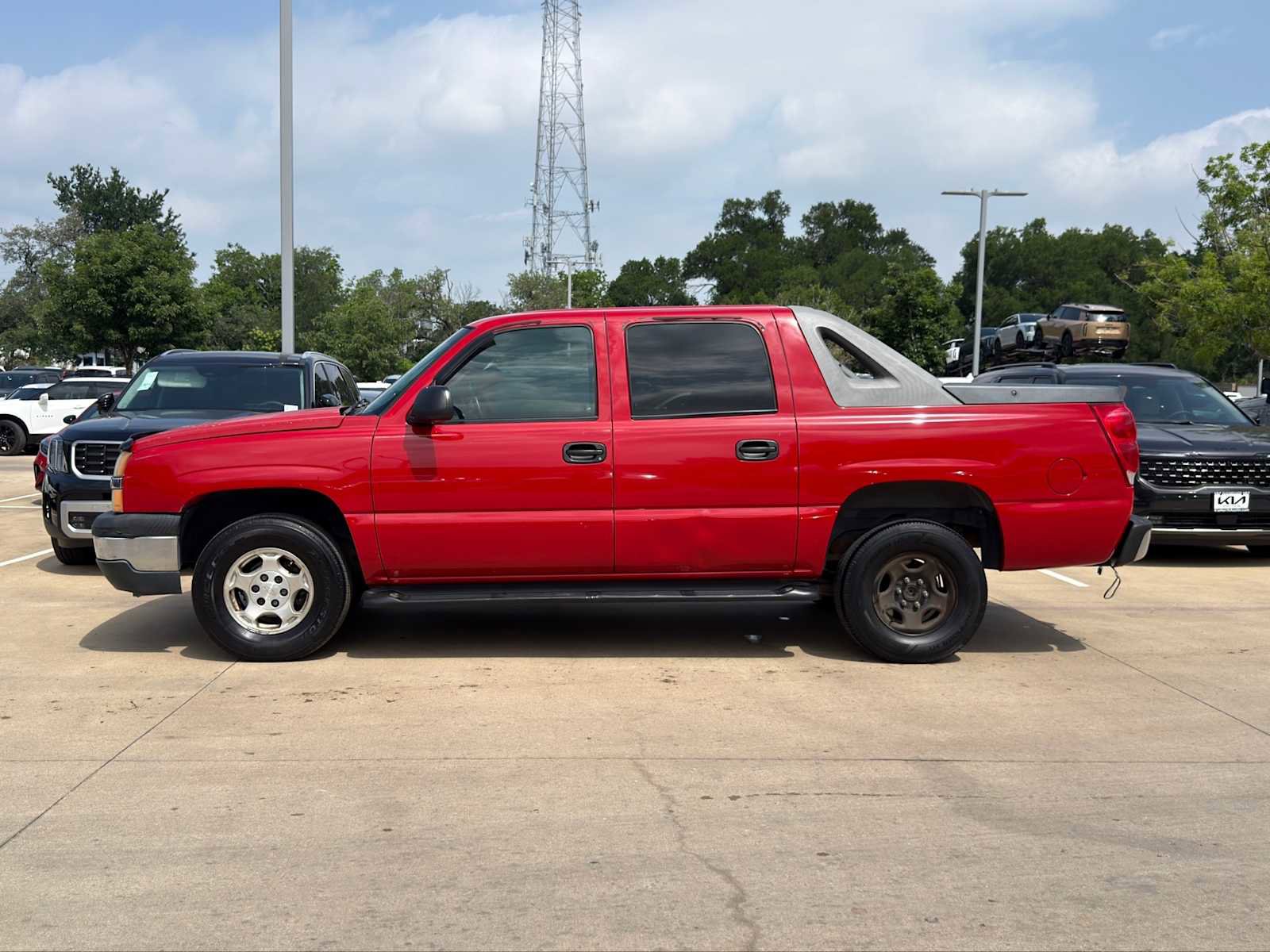 Used 2003 Chevrolet Avalanche 2WD image 5