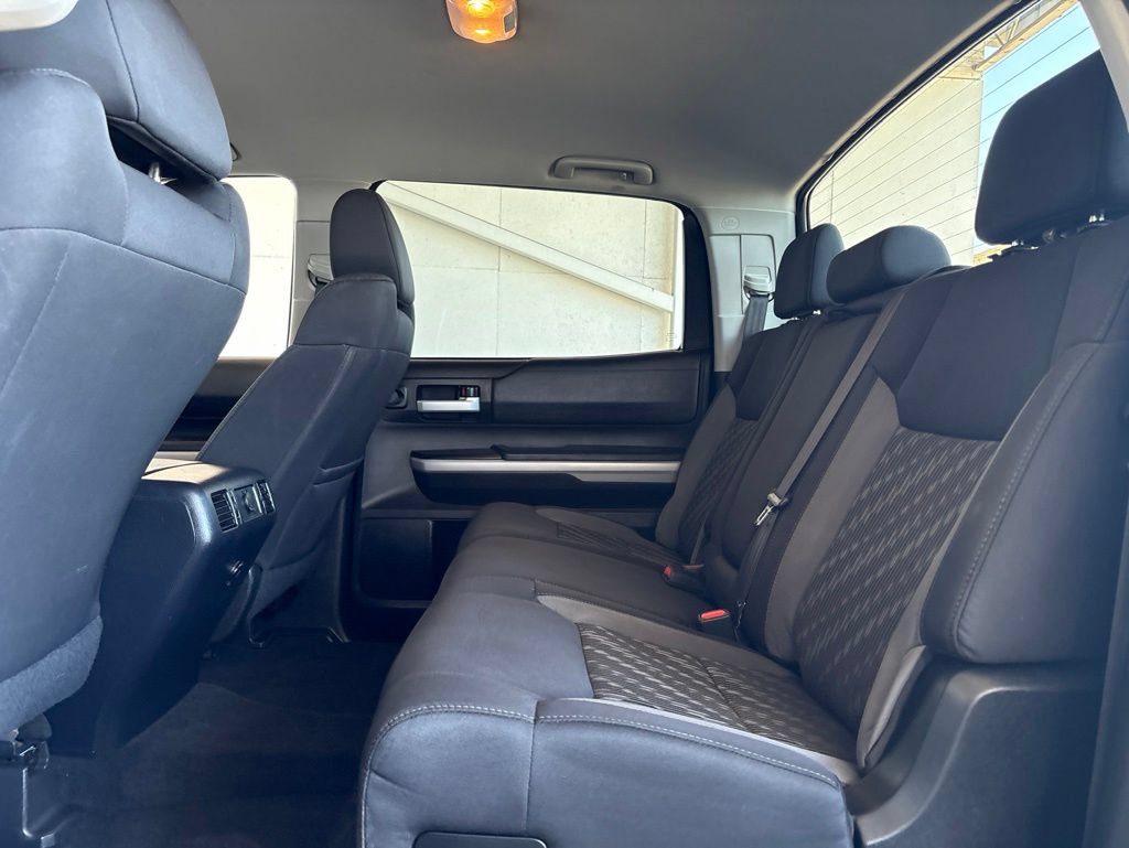 Used 2018 Toyota Tundra SR5 w/ SR5 Upgrade Package RWD image 16