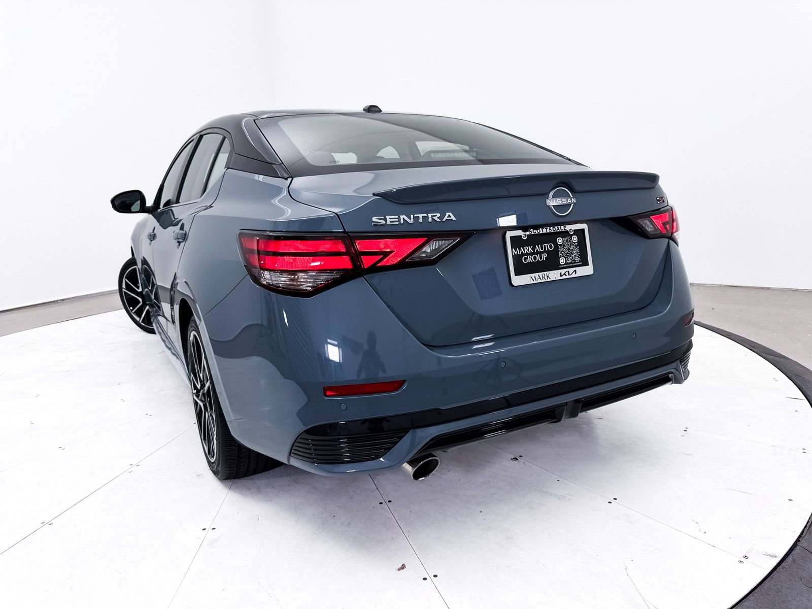 Used 2024 Nissan Sentra SR w/ Trunk Package image 6