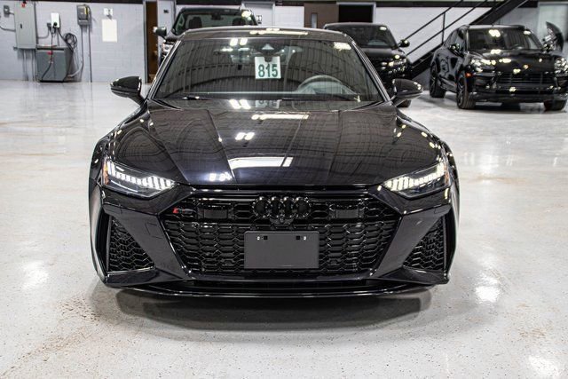 Used 2023 Audi RS 7 Sportback w/ Black Optic Package image 3
