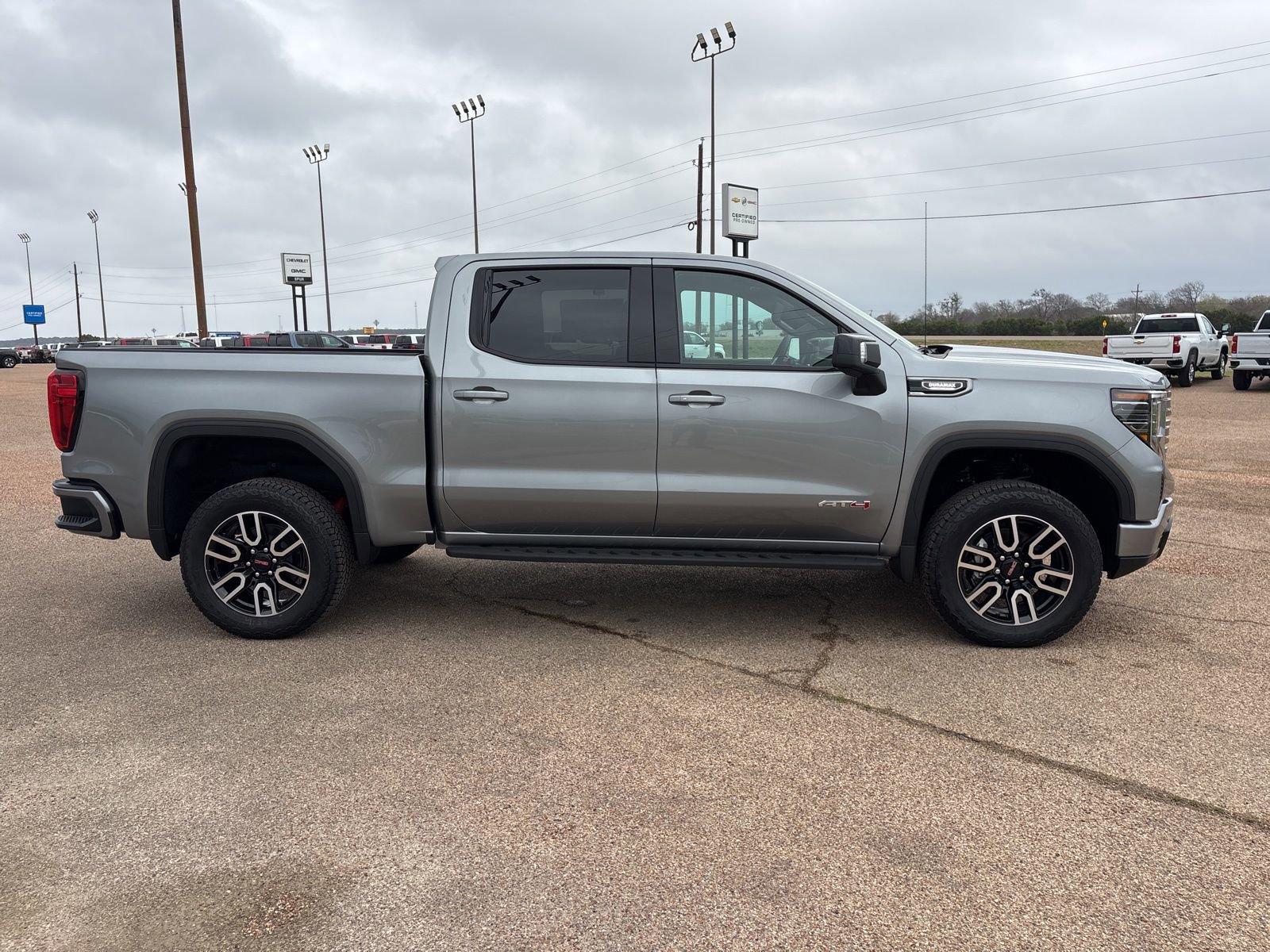 New 2026 GMC Sierra 1500 AT4 w/ AT4 Premium Package image 7
