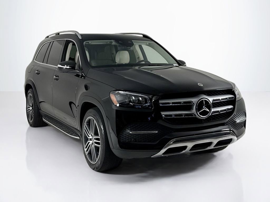 Used 2023 Mercedes-Benz GLS 450 4MATIC image 7