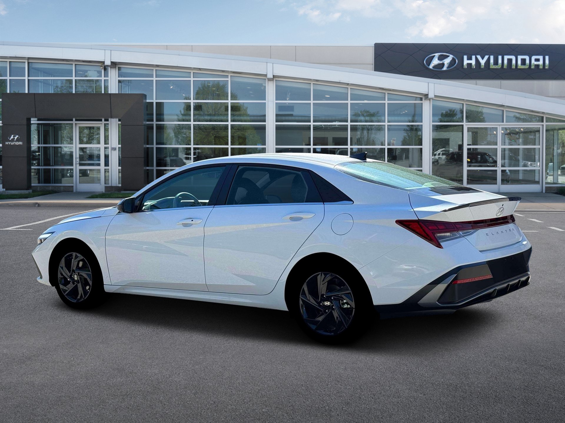 New 2026 Hyundai Elantra SEL Sport Premium FWD image 4