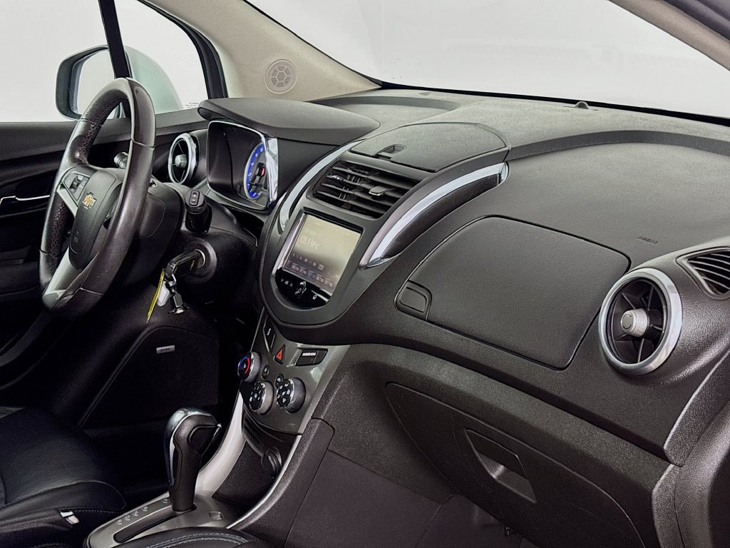 Used 2016 Chevrolet Trax LTZ AWD/4WD image 28
