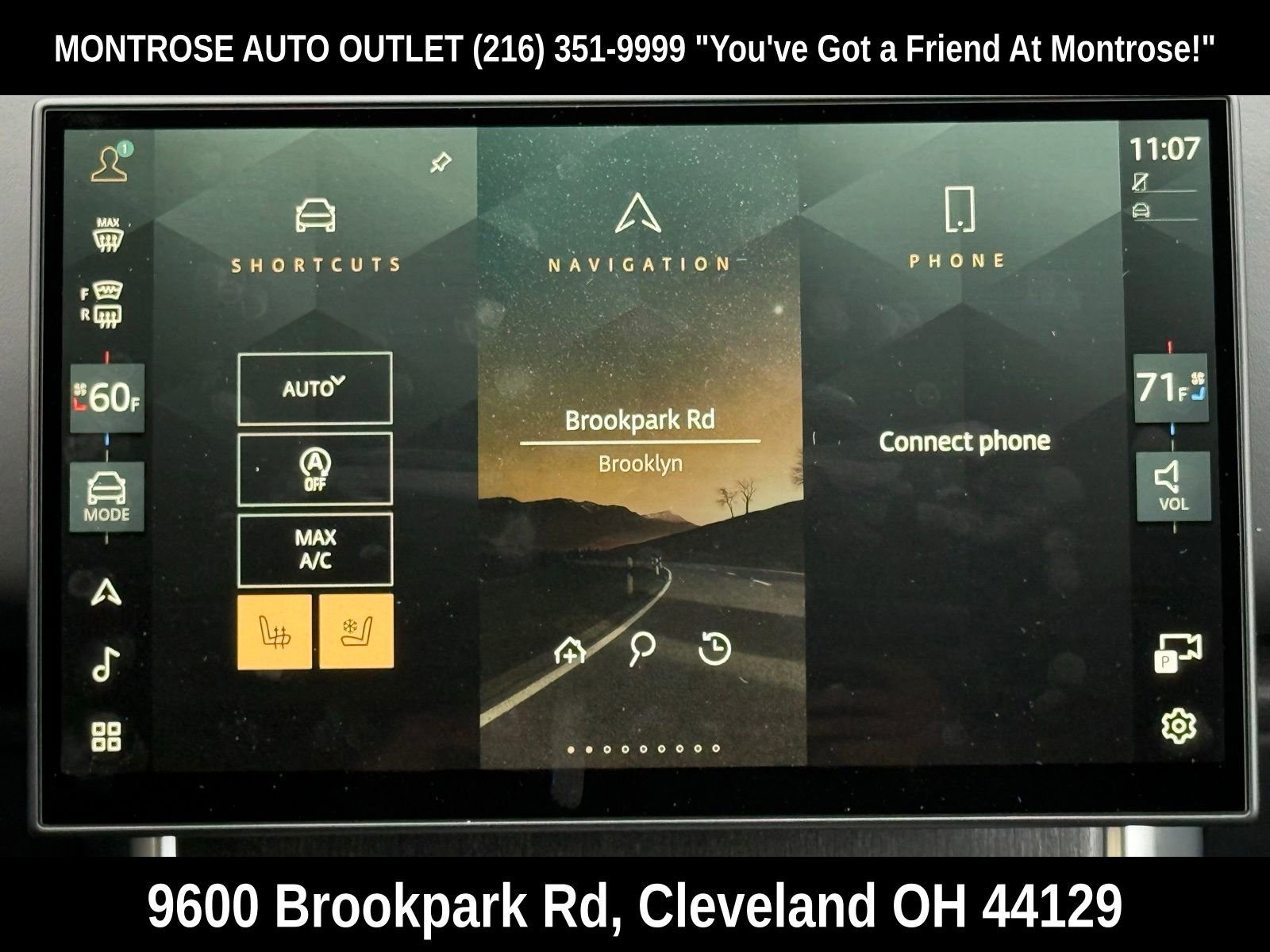 New 2025 Land Rover Range Rover SE image 23