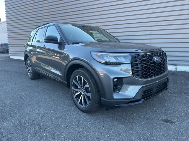 New 2025 Ford Explorer ST-Line