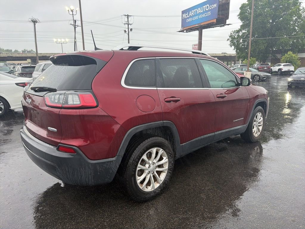 Used 2019 Jeep Cherokee Latitude w/ Popular Appearance Group AWD/4WD image 5