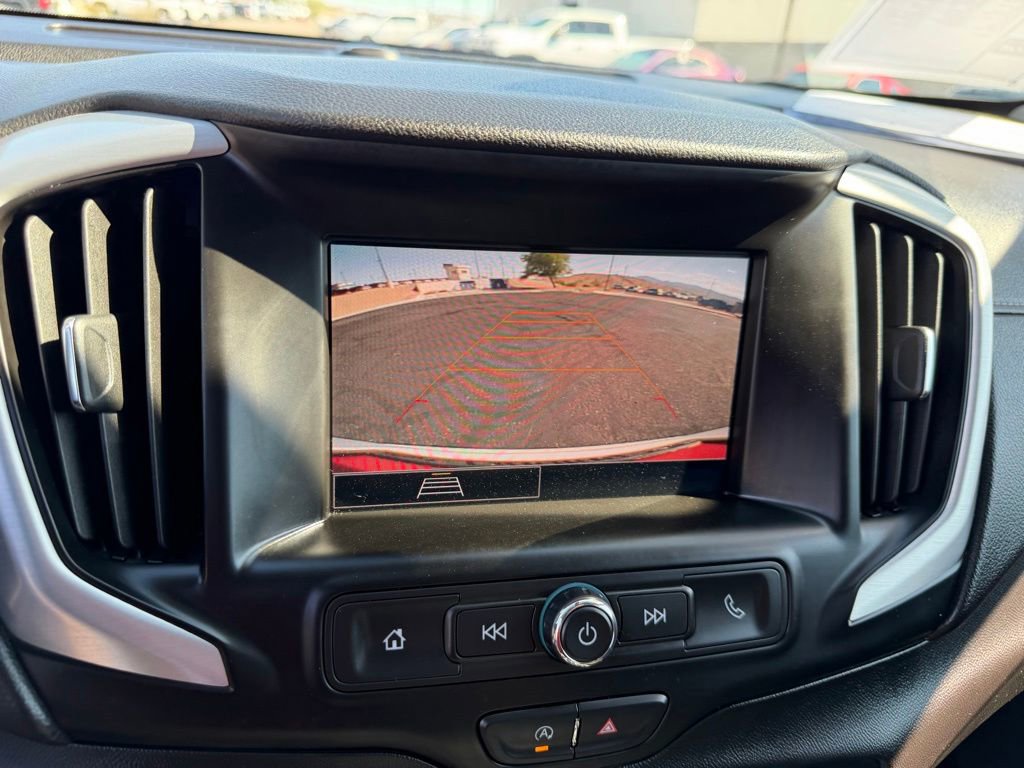Used 2024 GMC Terrain SLE FWD image 26
