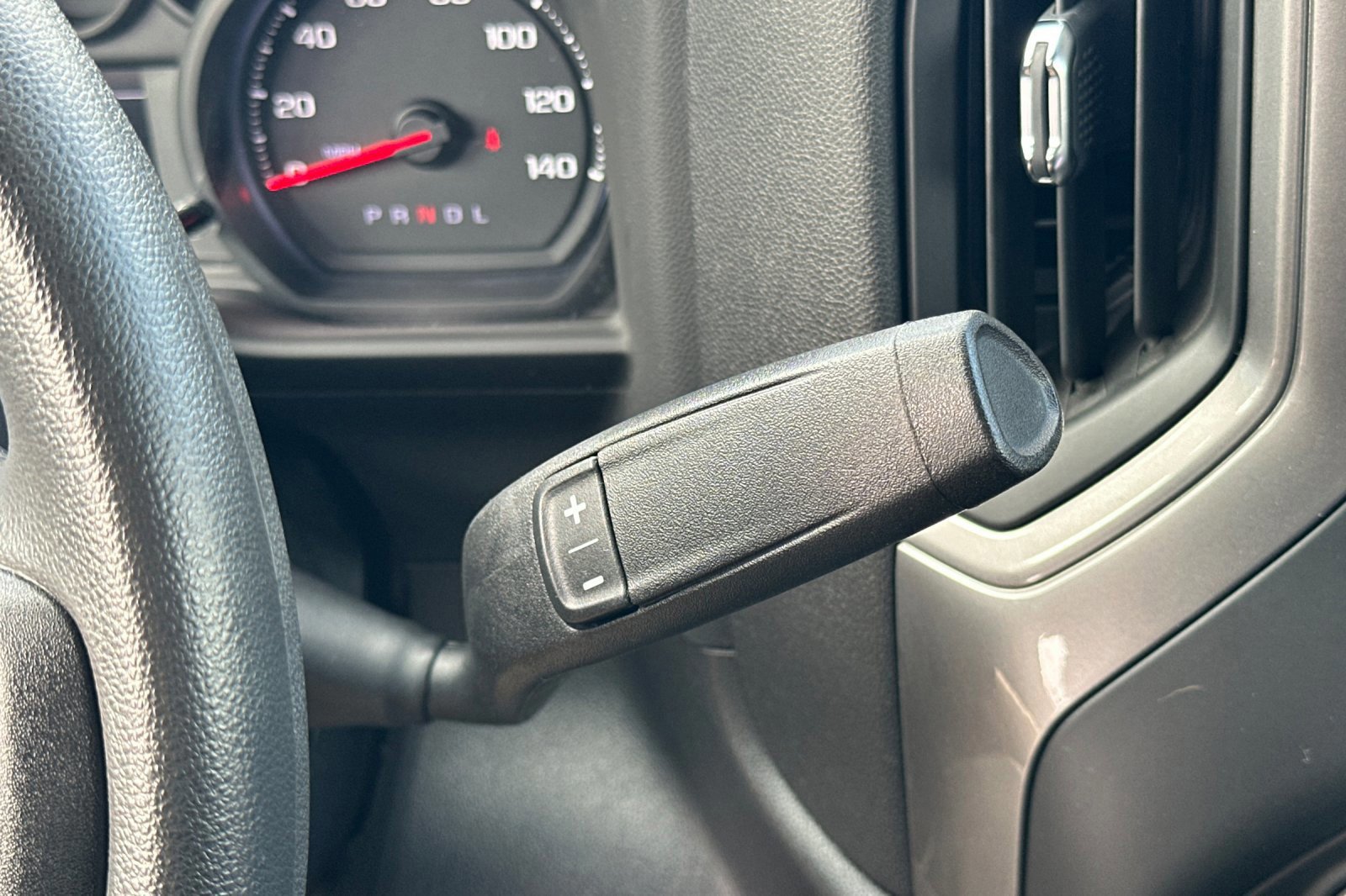 Used 2025 Chevrolet Silverado 1500 Custom Trail Boss w/ Dark Appearance Package image 20