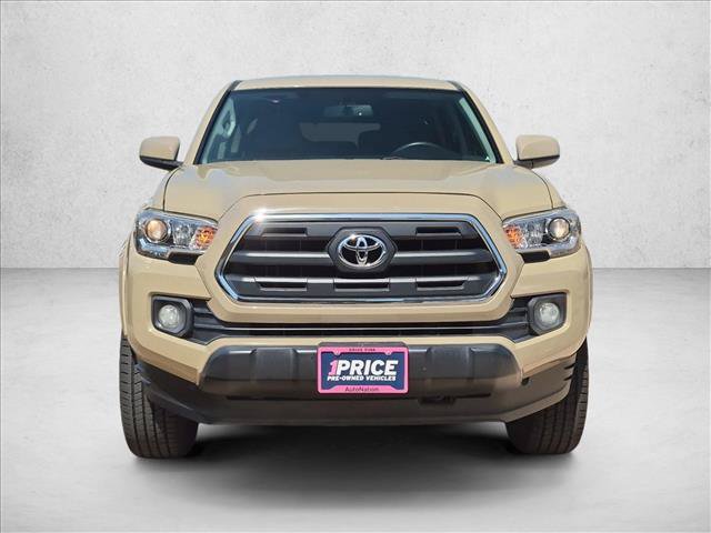 Used 2017 Toyota Tacoma SR5 w/ Tow Package AWD/4WD image 2