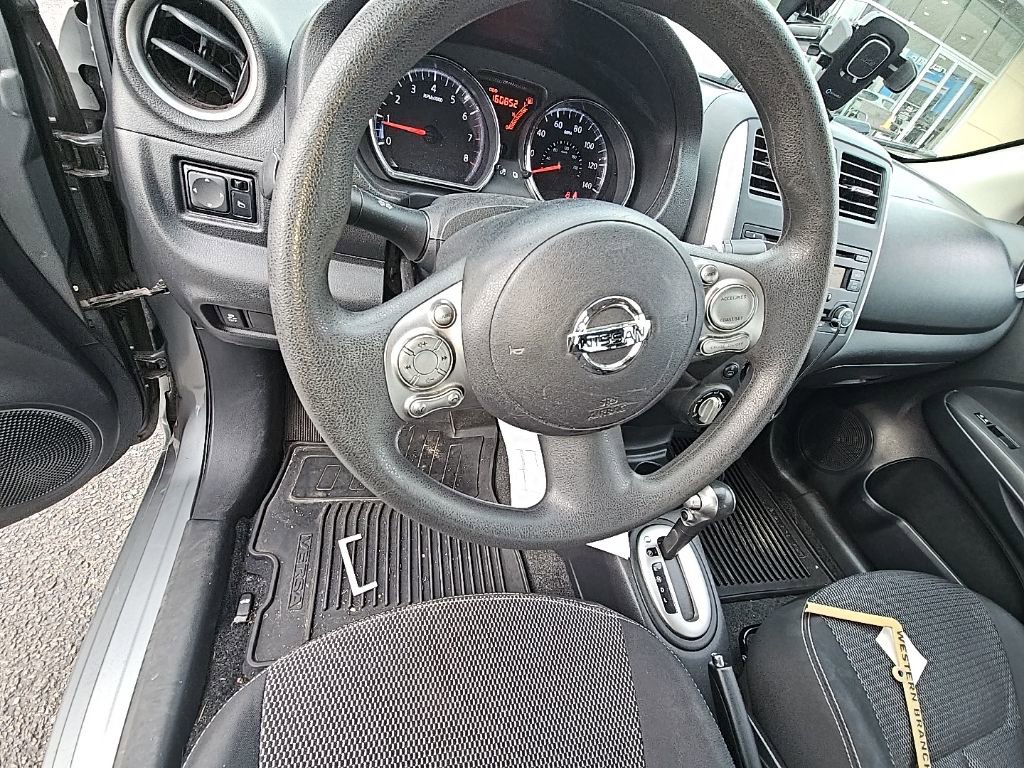 Used 2014 Nissan Versa SV w/ Convenience Package FWD image 15