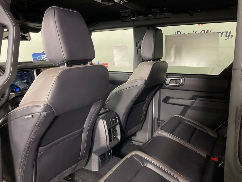 New 2026 Ford Bronco Outer Banks AWD/4WD image 15