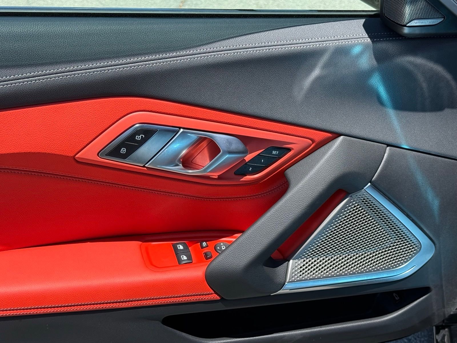 New 2026 BMW Z4 M40i w/ Premium Package RWD image 19