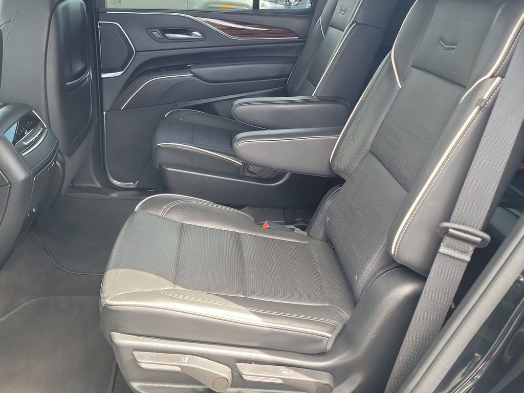 Certified 2022 Cadillac Escalade Premium Luxury image 25