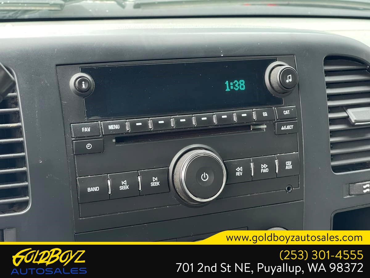 Used 2008 GMC Sierra 2500 2WD Regular Cab image 24