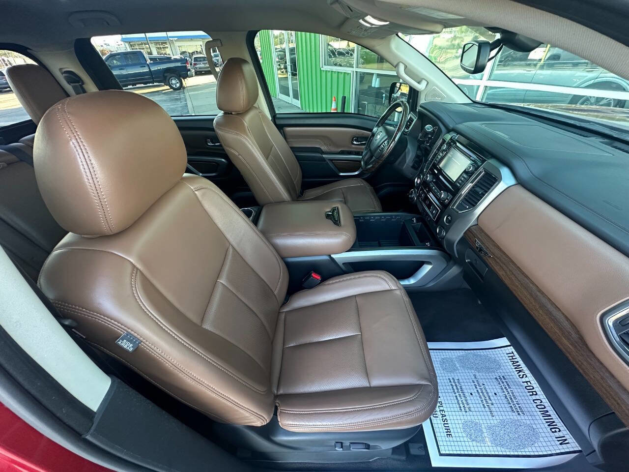 Used 2019 Nissan Titan Platinum Reserve w/ Platinum Utility Package image 18