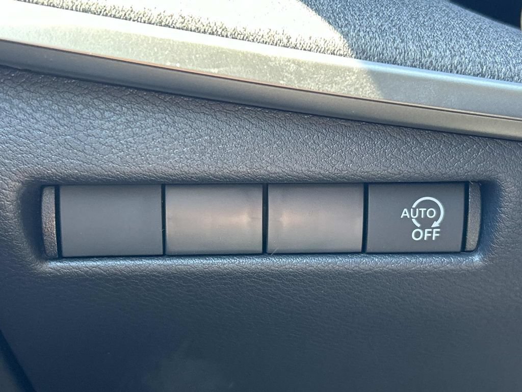 New 2026 Nissan Kicks S FWD image 25