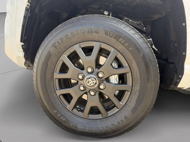 Certified 2026 Toyota Tacoma SR5 AWD/4WD image 9