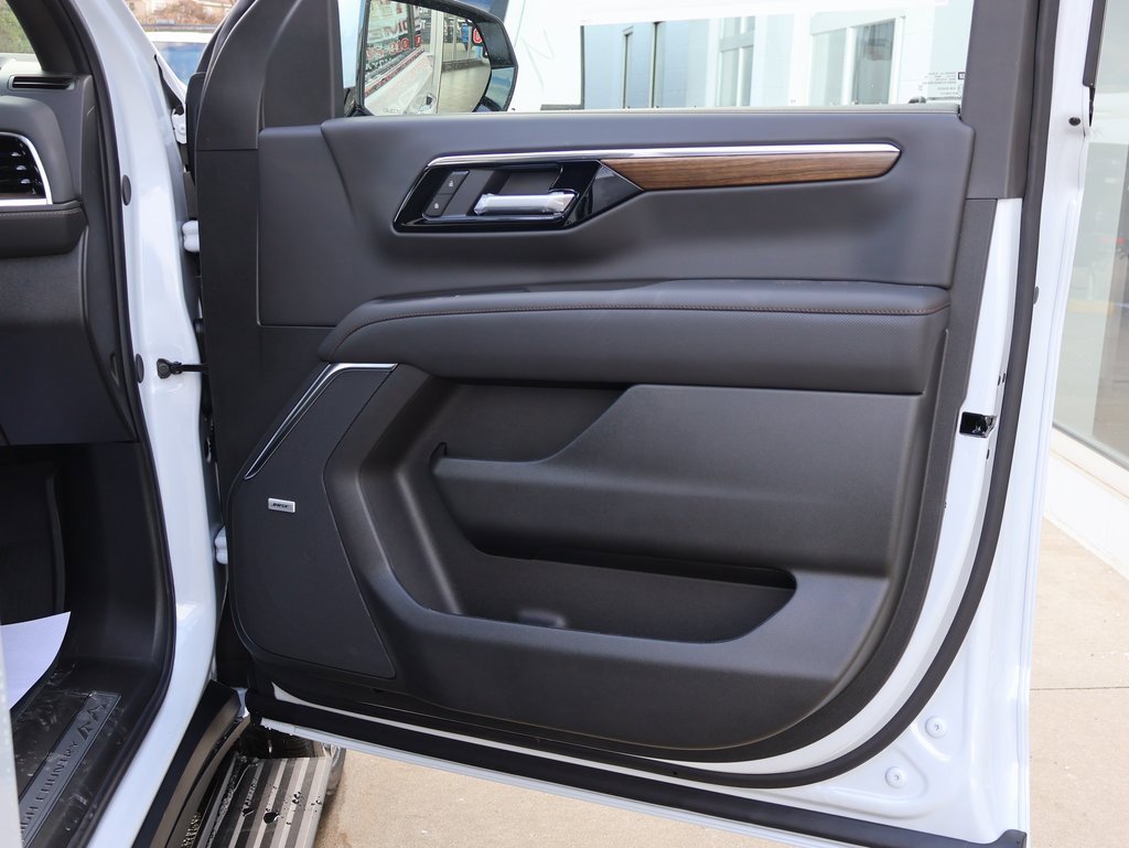 New 2026 Chevrolet Suburban High Country image 46