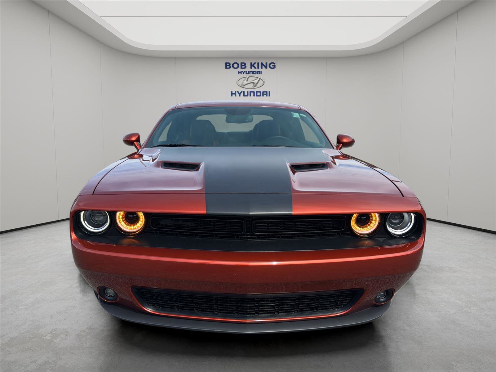 Used 2022 Dodge Challenger SXT w/ Driver Convenience Group image 8