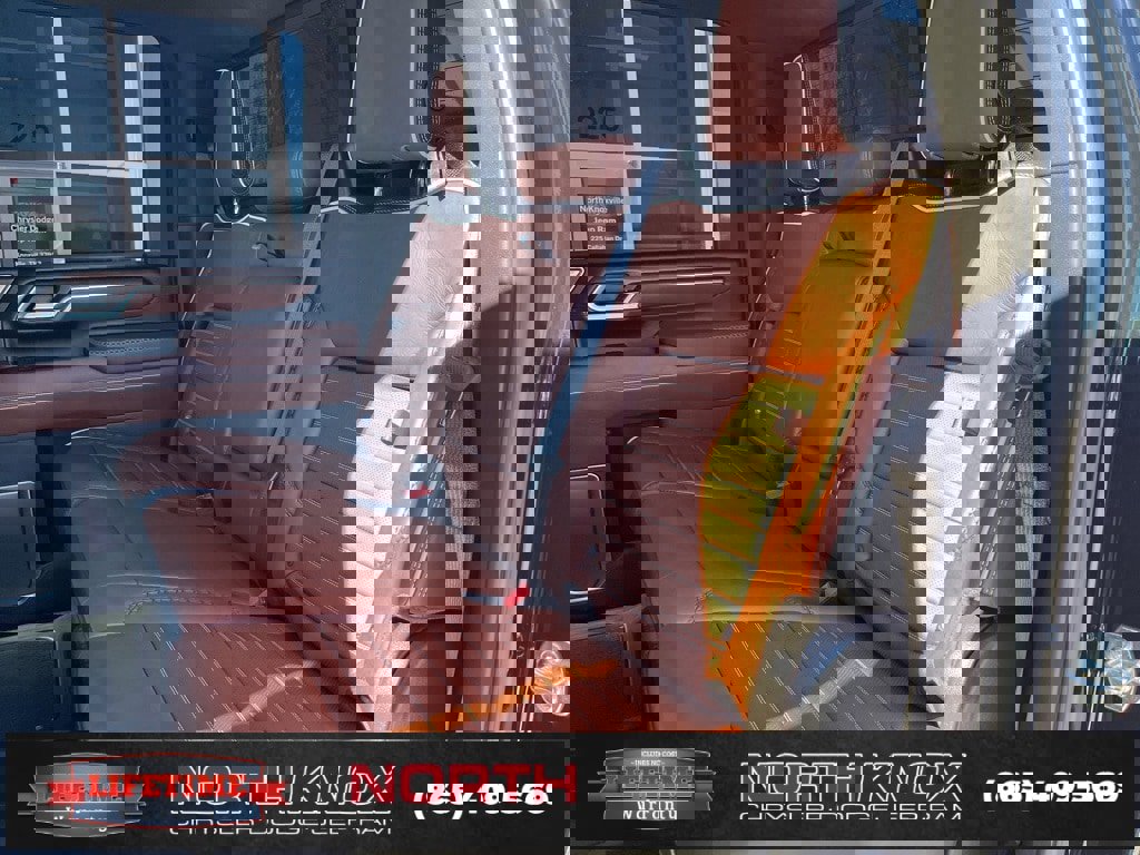 Used 2025 GMC Sierra 2500 Denali Ultimate image 16