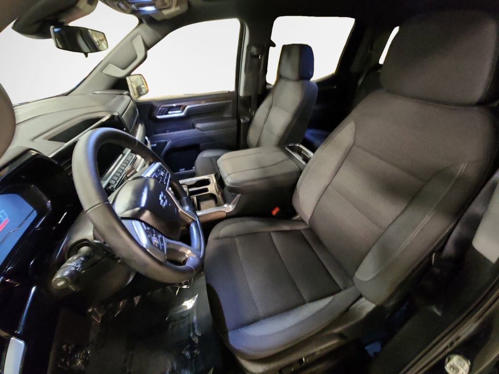 Certified 2025 Chevrolet Silverado 1500 RST image 11