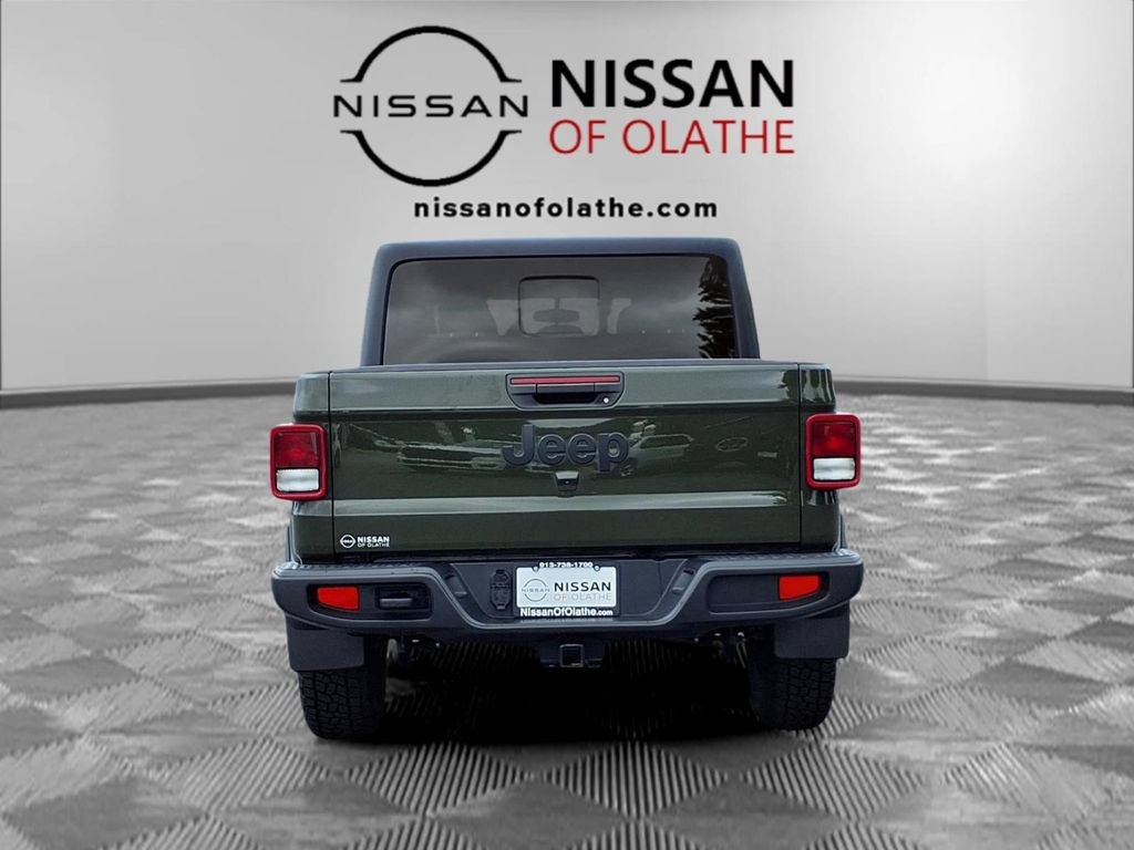 Used 2022 Jeep Gladiator Sport AWD/4WD image 25